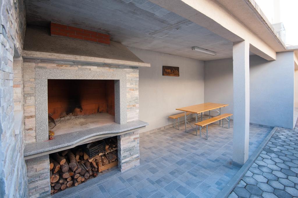 Apartments Lucia Ποντστράνα Εξωτερικό φωτογραφία